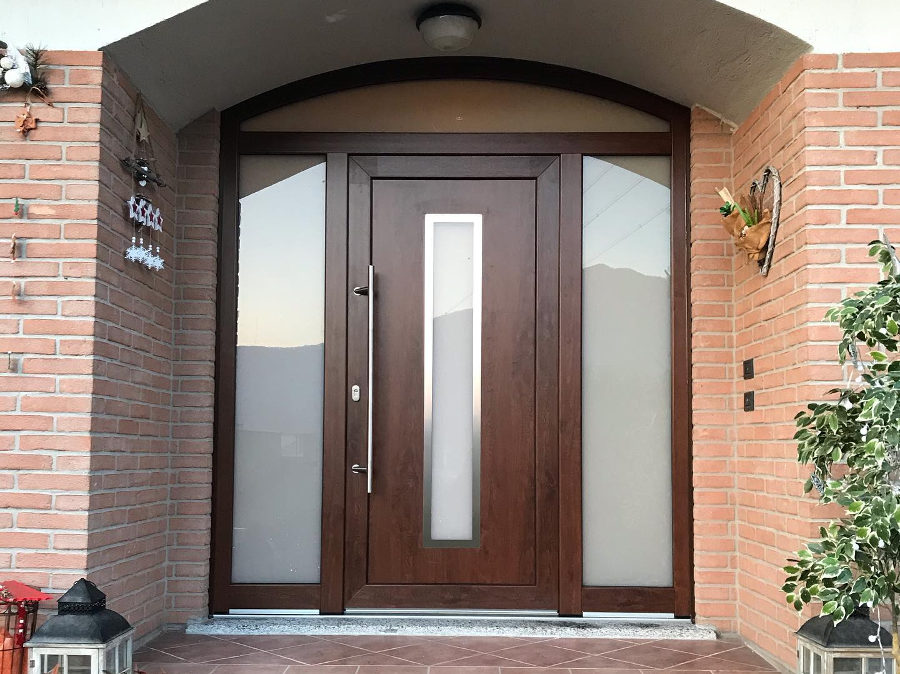 Porta d'ingresso in PVC da Serramenti Ranaudo